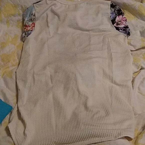 Floral color block blouse w/leggings - Picture 2 of 3